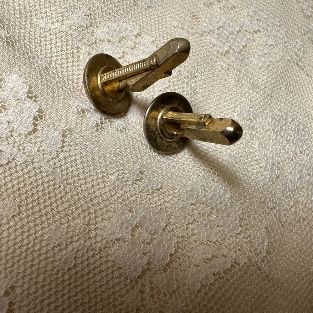 N/A men’s cuff